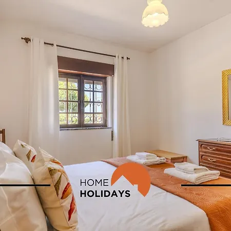 Hébergement de vacances #240 House - Casa Da Balaia By Holidays *