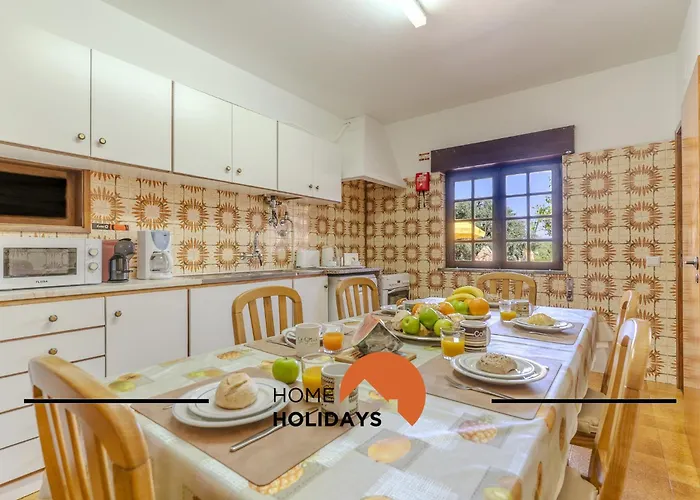 #240 House - Casa Da Balaia By Holidays *