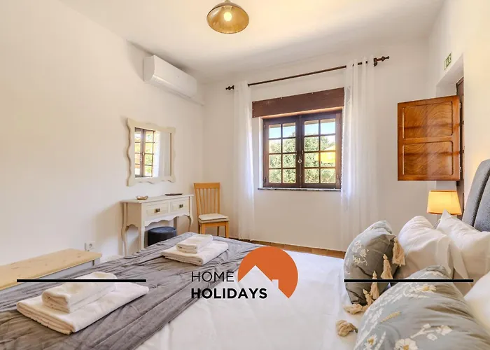 #240 House - Casa Da Balaia By Holidays *