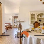 #240 House - Casa Da Balaia By Holidays * Olhos de Agua (Albufeira)